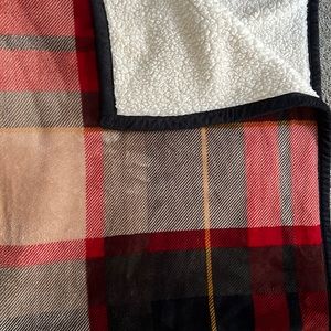 Plaid Sherpa throw